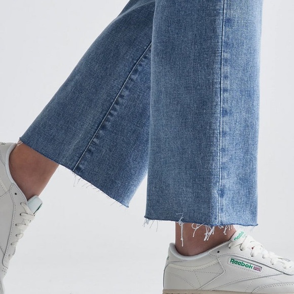 DUER Women's Midweight Performance Denim Wide Leg - Vintage Blue - Picture 5 of 5